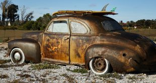 How To Buy and Sell Junk Cars for Profit